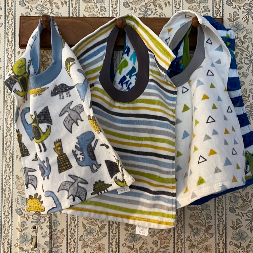 Five collar bibs boys